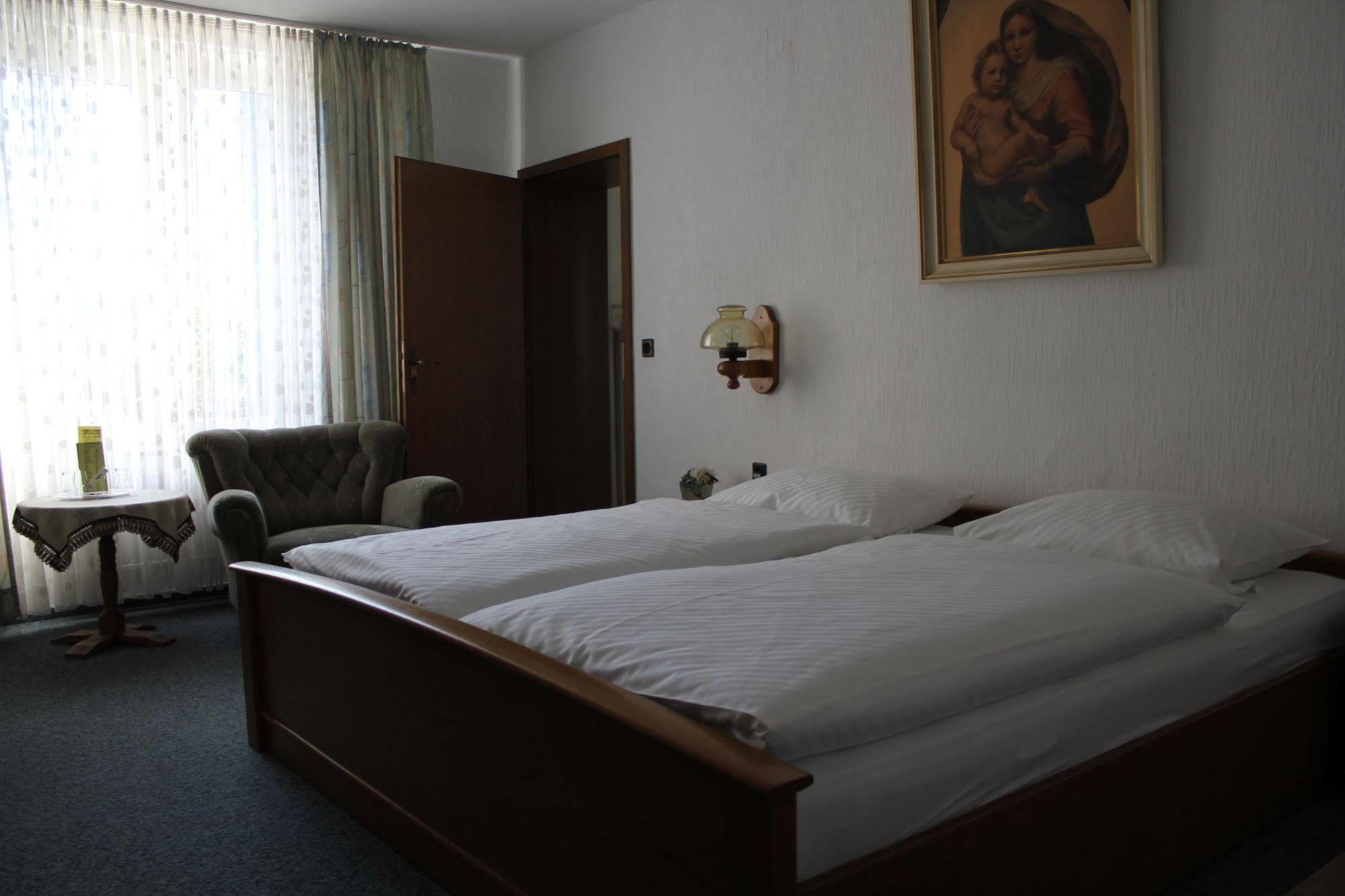 Bartels Stadt-Hotel Верль Екстер'єр фото