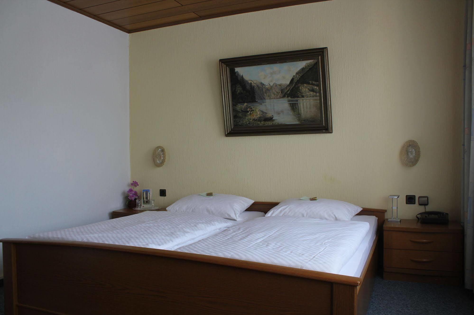 Bartels Stadt-Hotel Верль Екстер'єр фото